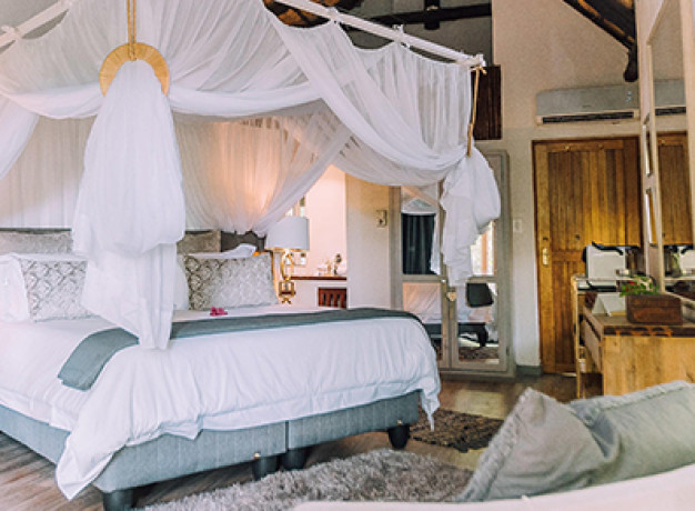 Luxury Suites at Kuname Lodge in Karongwe Game Reserve