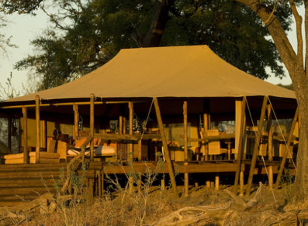 Linyati Bush Camp - Botswana