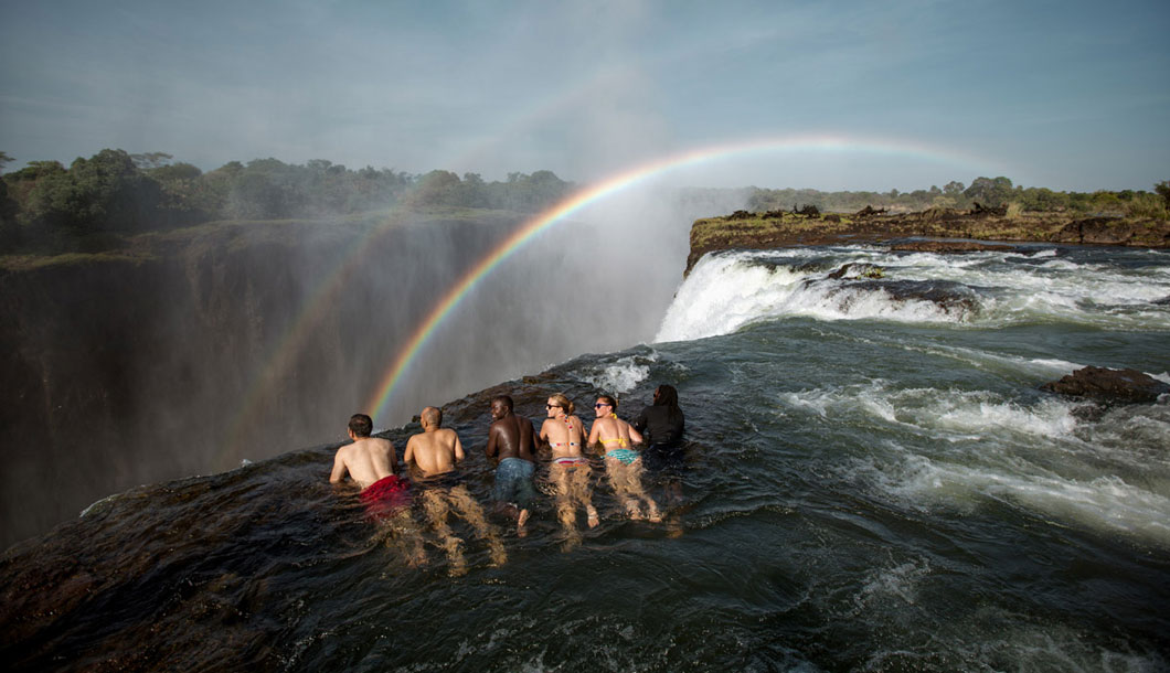 The Devil's Pool: The Most Incredible Infinity Pool in the World!