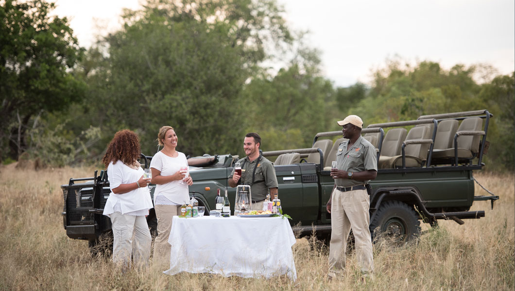 Sundowner in Thornybush Game Reserve